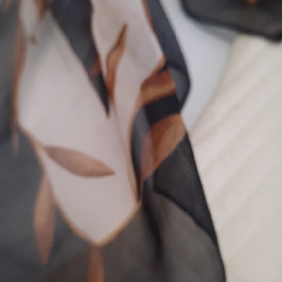 Silk Scarf Square Tagged Brown Tones Leaves Signed Vintage Harve Bernard - Picture 3 of 5